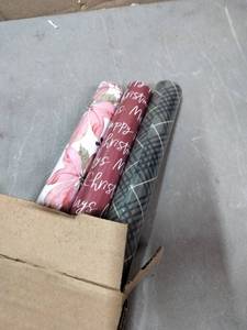lot 1709 image: Hallmark Heavy Weight Gift Wrap Paper, 3 Rolls