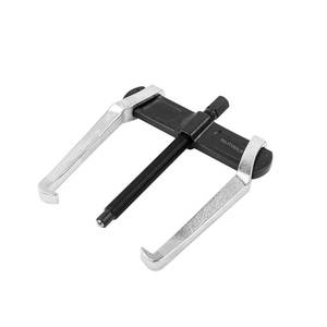 lot 6486 image: BILITOOLS 6 2-Jaw Gear Puller, Internal External for Removal of Pulleys Flywheels Bearings & Gears