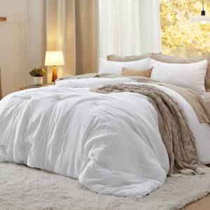 lot 9025 image: Bedsure Queen Size Comforter Sets, White Soft Prewashed Bed Comforter for All Seasons, 3 Pieces Warm Bedding Sets, 1 Lightweight Comforter (90x90) and 2 Pillowcases (20x26)