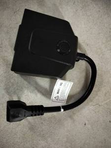 lot 5287 image: Meross. Smart Wi-Fi Outdoor Plug