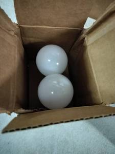 lot 5288 image: General Electric. Led Battery Backup A21 Soft White