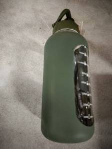 lot 5292 image: Huge Glass Water Bottle 64 Oz