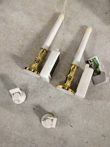 lot 5294 image: Carolite Pro Solar Window Candle Light