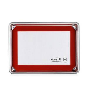 lot 6107 image: New Star Foodservice 38422 Commercial-Grade 18-Gauge Aluminum Sheet PanBun Pan & Silicone Baking Mat Set, 9 L x 13 W x 1 H (Quarter Size)