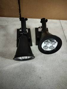 lot 6365 image: Solar Spotlight.