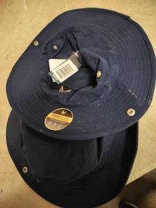 lot 8162 image: Mission 2pk Cooling Bucket Hat