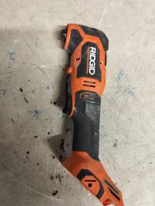 lot 8182 image: Rigid 18v Sander