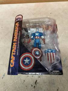 lot 8200 image: Marvel Select Captain America Action Figure