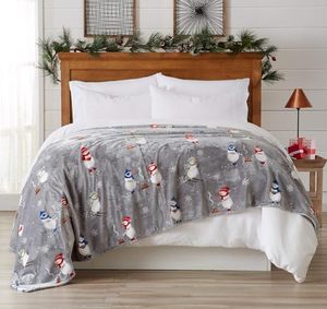 lot 9628 image: Great Bay Home Luxuriously Soft Velvet Plush, King Holiday Throw Blanket  Christmas Throw for Sofa and Bed  Cozy and Warm Plush Throw Blanket  Holiday Blankets and Throws