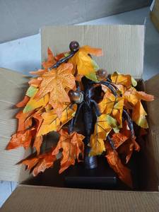 lot 9658 image: Fall Tree Decoration