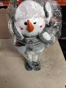 lot 9685 image: Standing Snowman 30 Inch