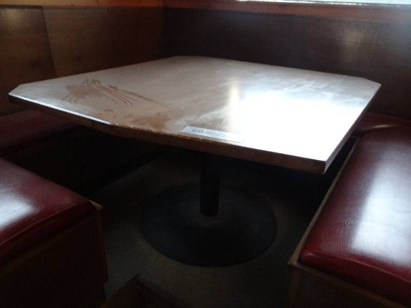 lot 2958 image: Restaurant Corner Table - Wood Top w Metal Base