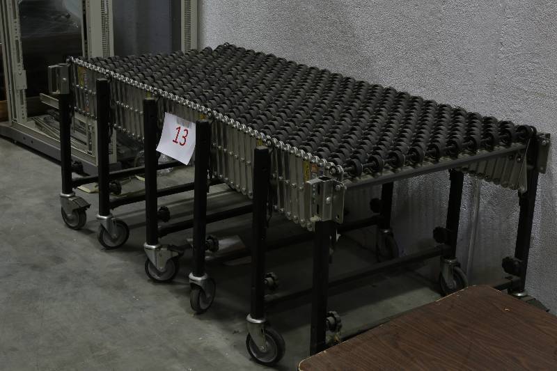 lot 2002B image: Expandable Rollers on Wheels (Best Flex 200, 30x24)