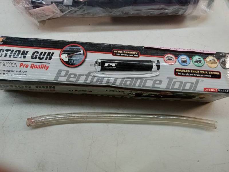 lot 23366 image: Performance Tool Suction Gun
