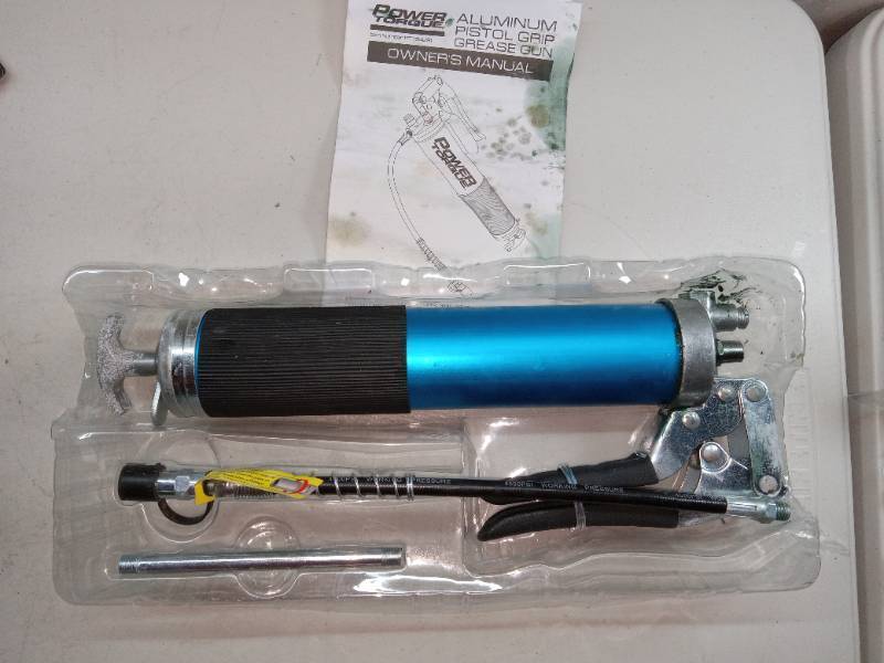 lot 23437 image: Power Torque Aluminum Pistol Grip grease gun PTT54291