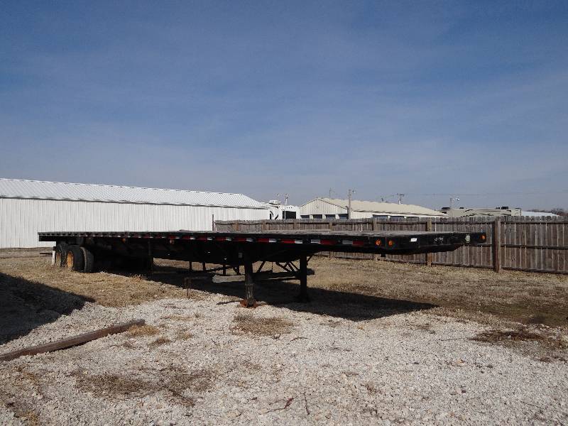 lot 1228 image: 1991 Transcraft 53 Flatbed