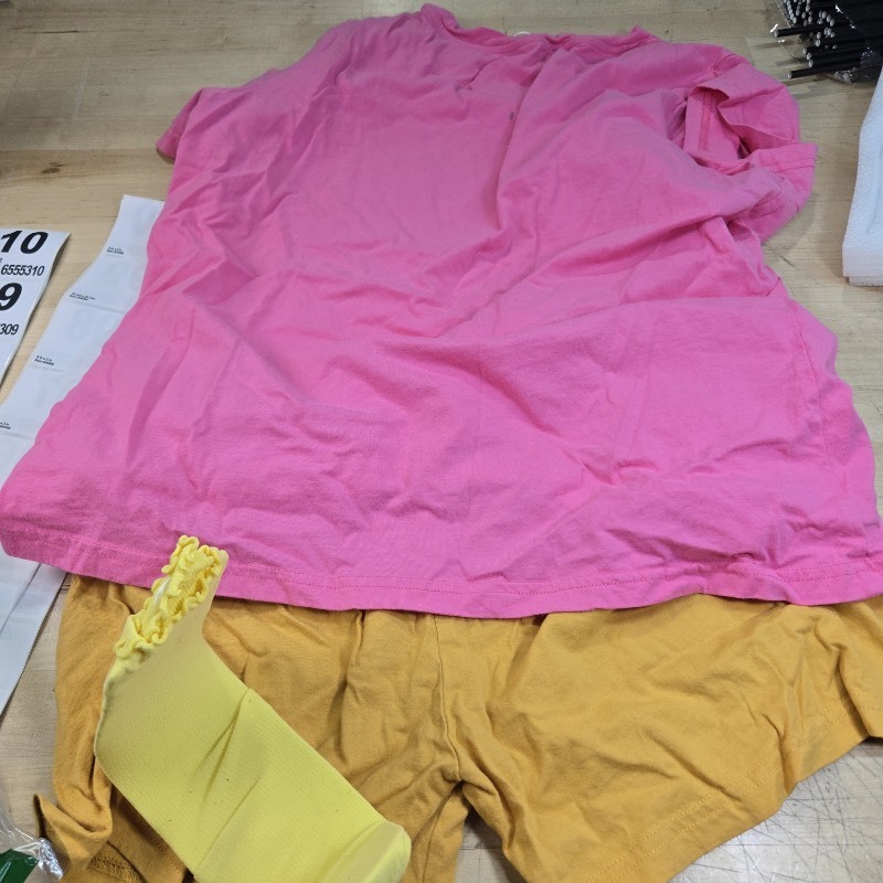 lot 6555271 image: 4 Pcs Kids Dora the Explorer Costume Kit NO WIG