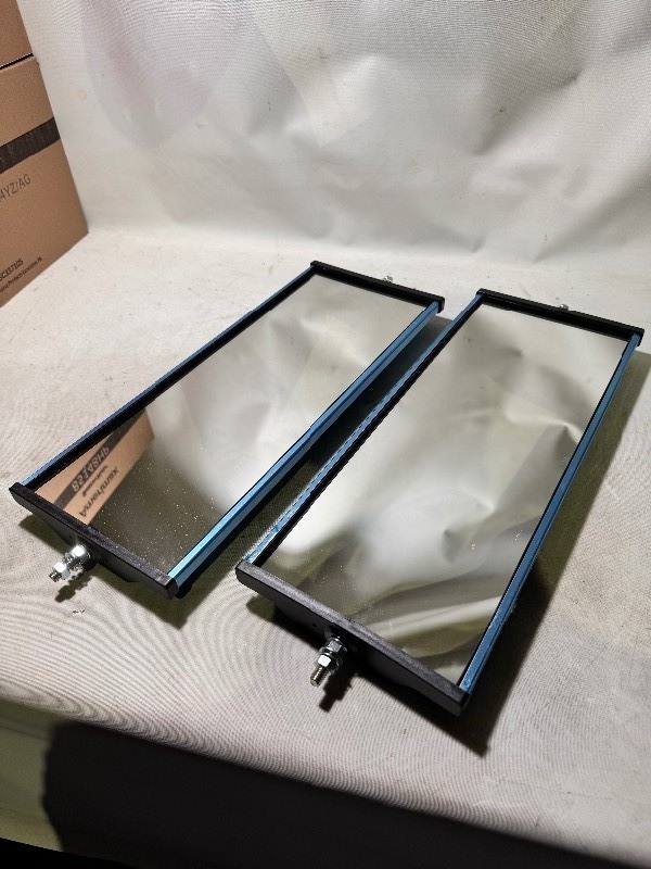 lot 125 image: 2 Truck Blind Spot Mirrors 6.5x16