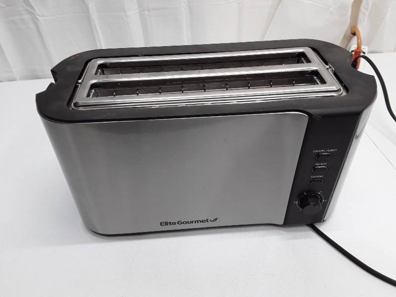 lot 55636 image: Elite Gourmet Toaster