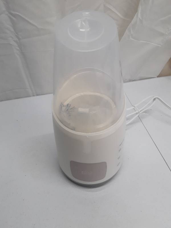 lot 55687 image: Baby Bottle and Food Warmer - Powers On