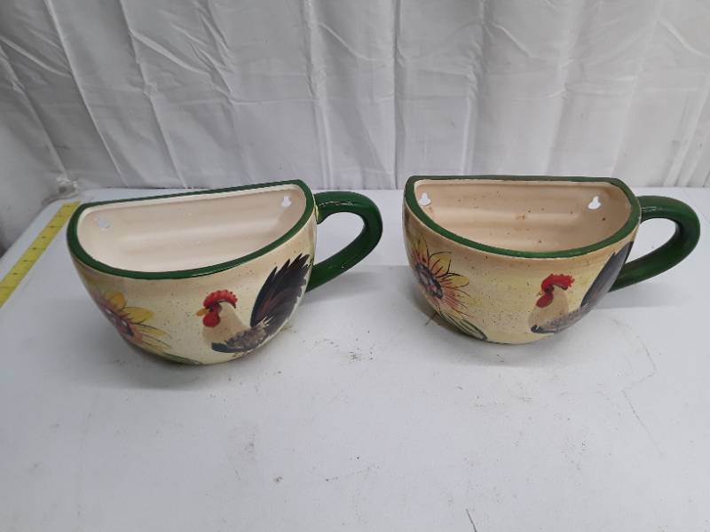 lot 56100 image: Wall Mount Cup Planters - Qty 2