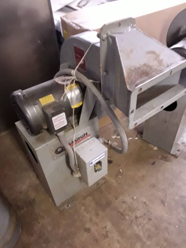 lot 55890 image: Industrial Dust Conveyor - Quickdraft - Mark 2