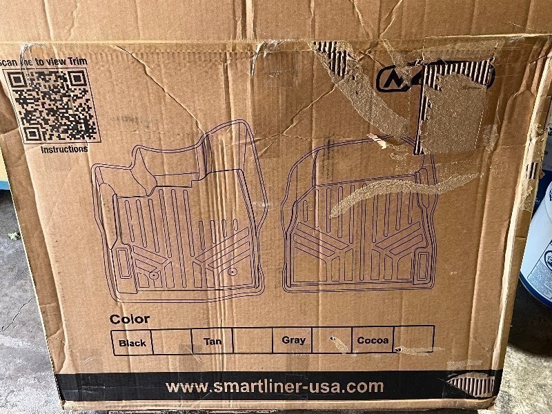 lot 431 image: Smart Liner , Car Weather Mats