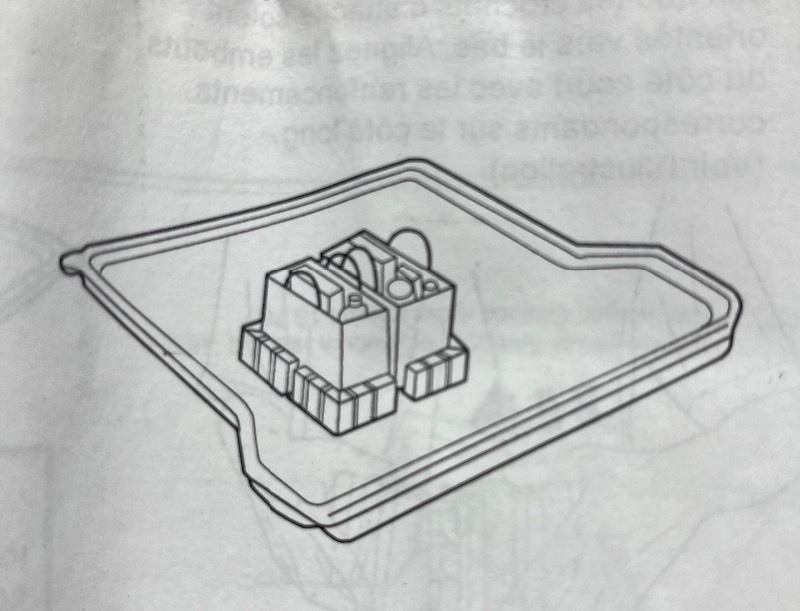lot 402 image: CAR-GO TRUNK MAT PROTECTION W VELCRO STABILITY BLOCKS