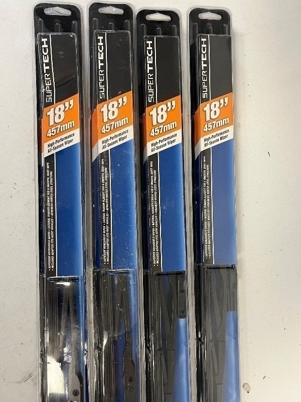 lot 403 image: 4 SUPER-TECH 18 HIGH PERFORMANCE WINDSHIELD WIPERS