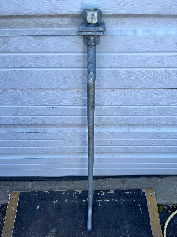 lot 193 image: 3ft HEAVY DUTY STEEL CONCRETE ANCHOR