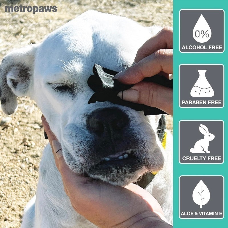 lot 115 image: MetroPaws Unscented Dog Wipes, 25 Extra Large & Thick Cleaning Wipes Ideal for Cats and Dogs, Pet Wipes for Paws, Butt, Ears and Eyes