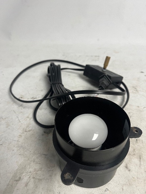 lot 654 image: BUILD-IN CABINET LIGHT - SLEEK DESIGN & DIMMER SWITCH