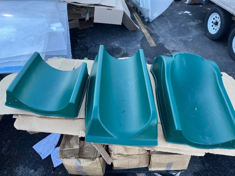 lot 64 image: PLAYGROUND GREEN SLIDE PARTS - FULL SLIDE NO HARDWARE