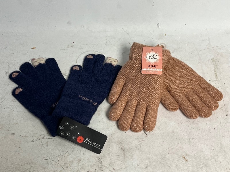 lot 68 image: 2 WOMENS SM MED FUN WINTER GLOVES - Panda design & Heavy furr gloves