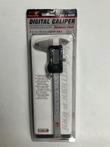 lot 24 image: PT DIGITAL CALIPER - STAINLESS STEEL