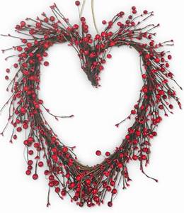 lot 2091 image: Heart shaped berry wreath