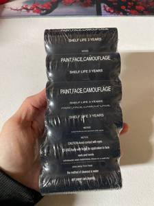 lot 2101 image: 6 pk camo face paint sticks