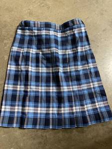 lot 2165 image: Lands End girls size 8 skirt, adjustable