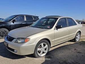 lot 2420 image: 2002 Mazda Protege, CHAMPAGNE