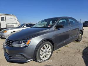 lot 2429 image: 2015 Volkswagen Jetta SE, GRAY