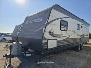 lot 2432 image: 2016 Breckenridge Trail Runner 25SLE Camper