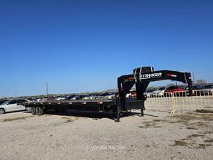 lot 2452 image: 2023 Stryker Gooseneck Trailer, BLACK