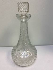 lot 2001 image: Vintage Glass Decanter