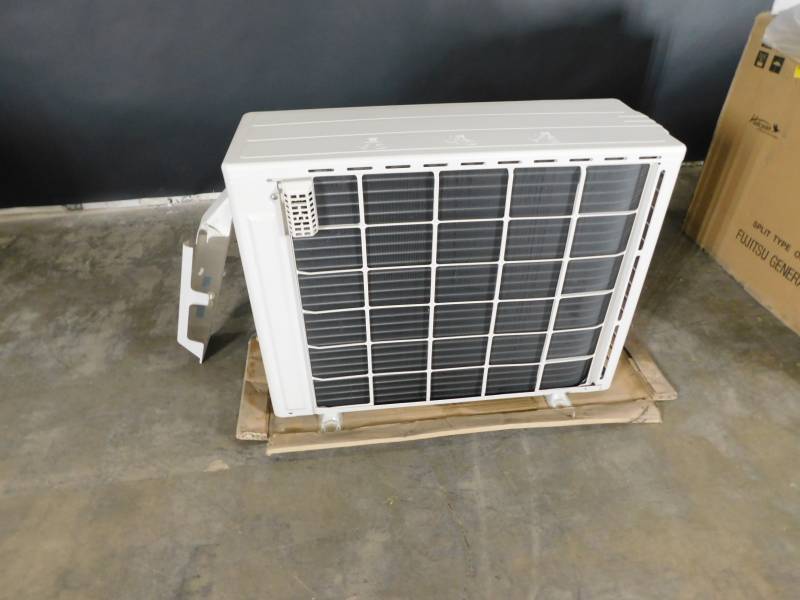 lot 1842 image: Fujitsu Split Type Outdoor Unit
