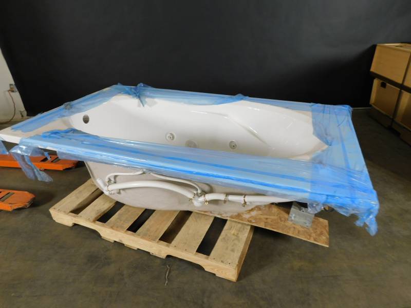 lot 1850 image: Clarks Products Whirlpool Tub Appears New Shipping Damage Inspect