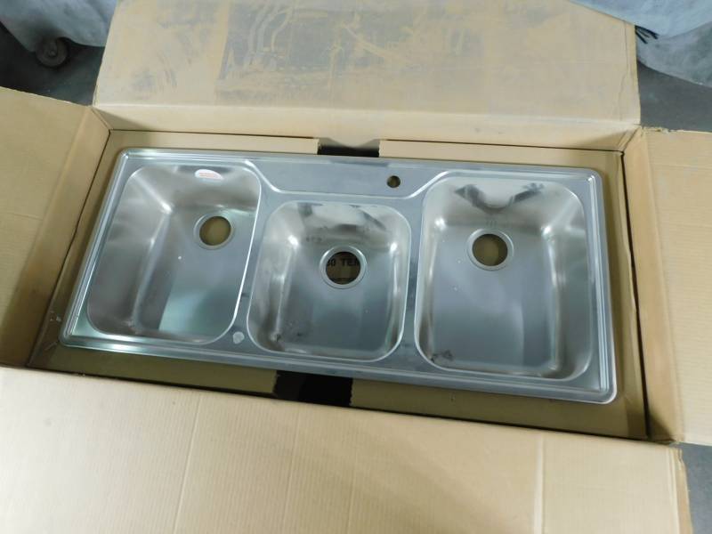 lot 8970 image: Franke 3 Bay Sink SS