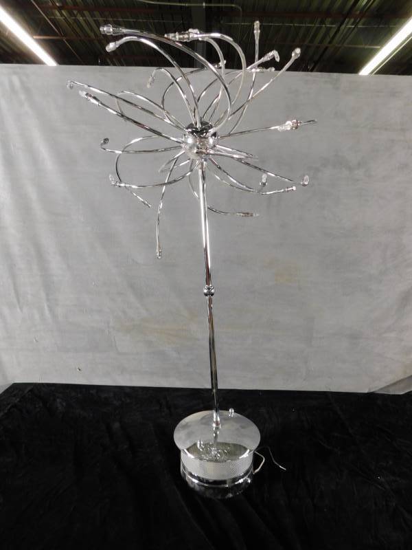 lot 8989 image: Contemporary Light Fixture