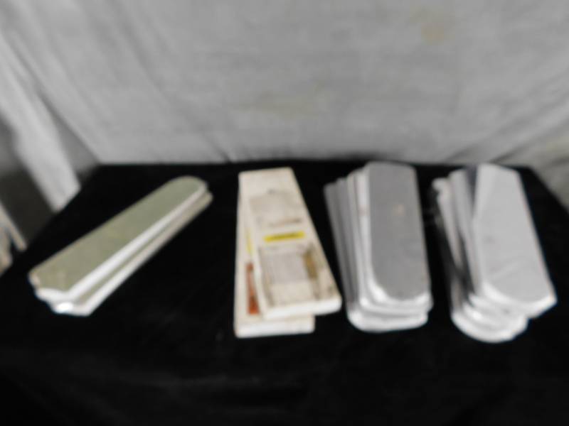 lot 9069 image: Large Lot of Ceiling Fan Blades
