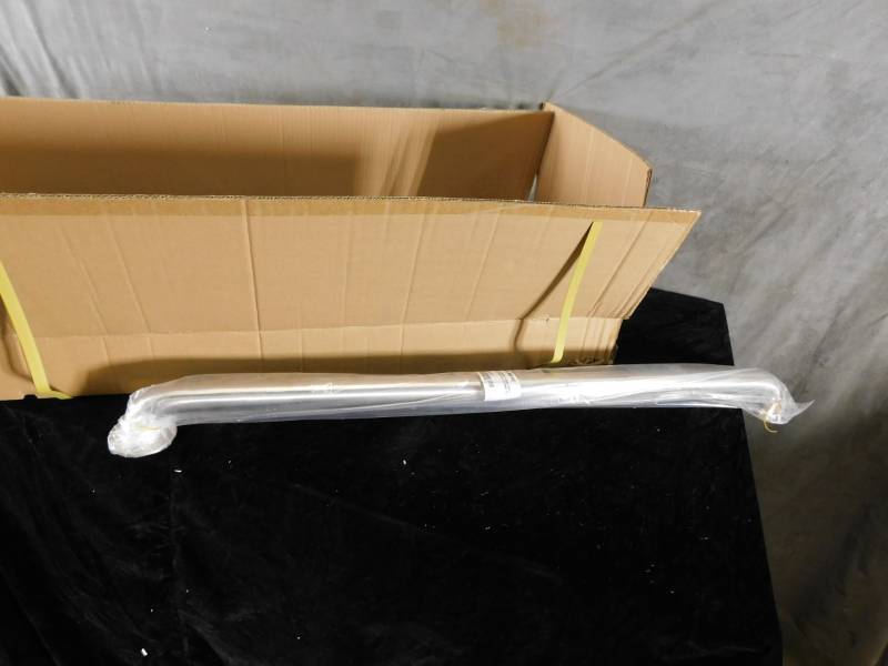 lot 9095 image: Case of Grab Bars