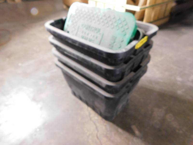 lot 9118 image: Lot of Spinkler Access Boxes
